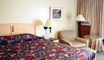 Woodland Motor Inn St. Paul Exterior photo