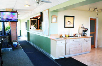 Woodland Motor Inn St. Paul Exterior photo